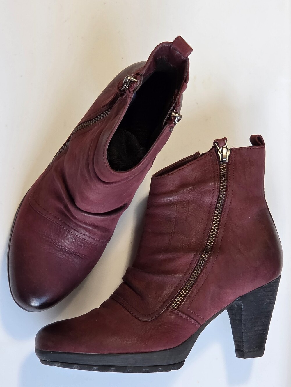 Sz 6 Blondo Burgundy Red Leather Ruched Zip Chunky Heel Booties 🍷